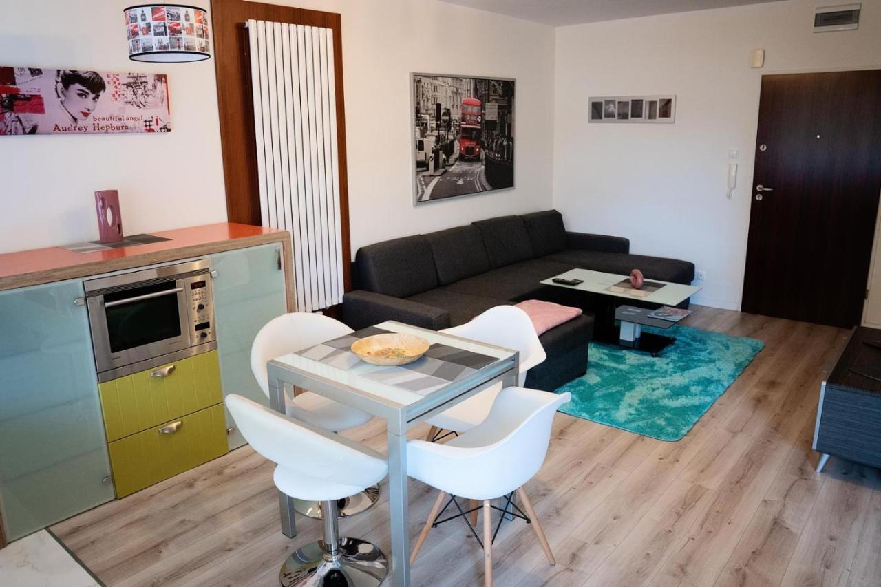 Apartamenty Na Wydmie Устка Екстер'єр фото